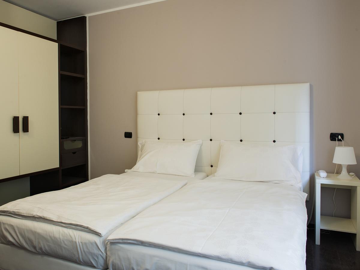 Hotel Asterix Больцано Экстерьер фото